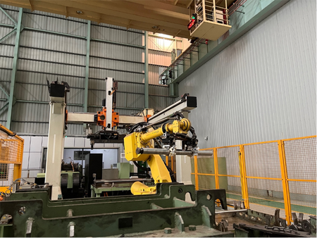 Robotic arm of drill pipe processing